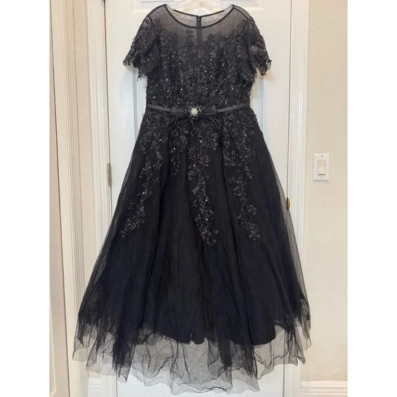 Mac Duggal 20362 Embellished Flutter Sleeve Bow Waist A Line Dress Size 10 NWT